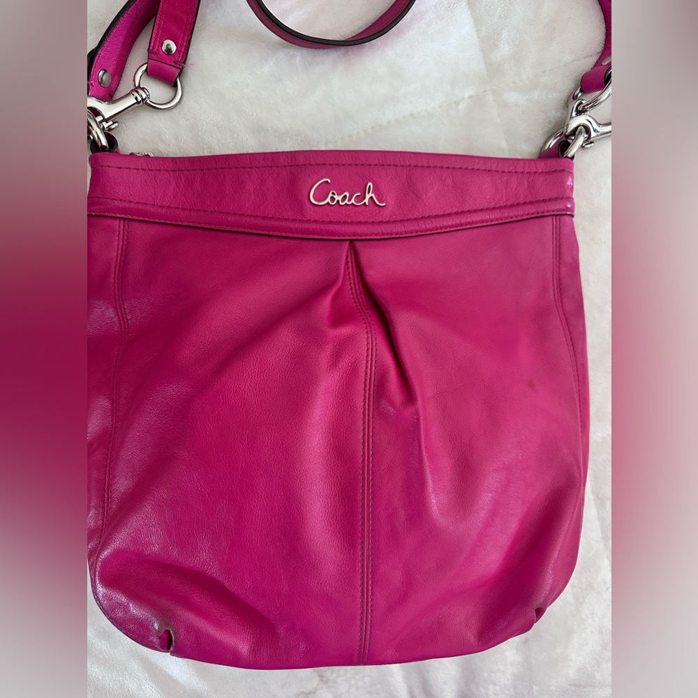 Pink Coach Hobo Bag - Picture 3 of 16